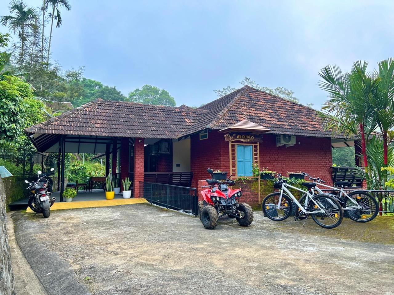 Spice Forest Plantation Homestay, Thekkady Vandiperiyār Buitenkant foto