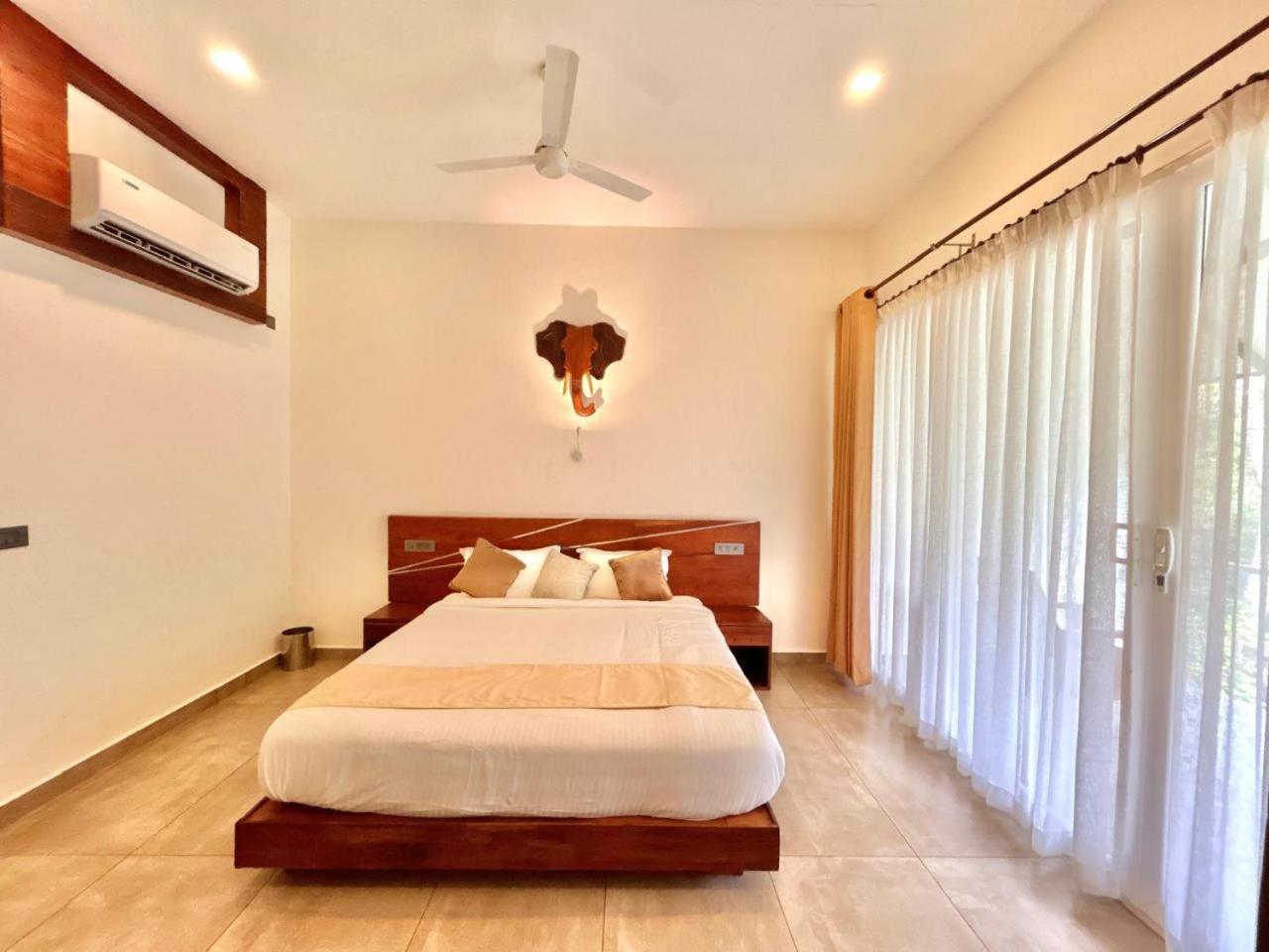 Spice Forest Plantation Homestay, Thekkady Vandiperiyār Buitenkant foto