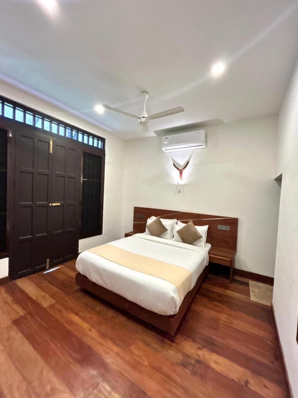 Spice Forest Plantation Homestay, Thekkady Vandiperiyār Buitenkant foto